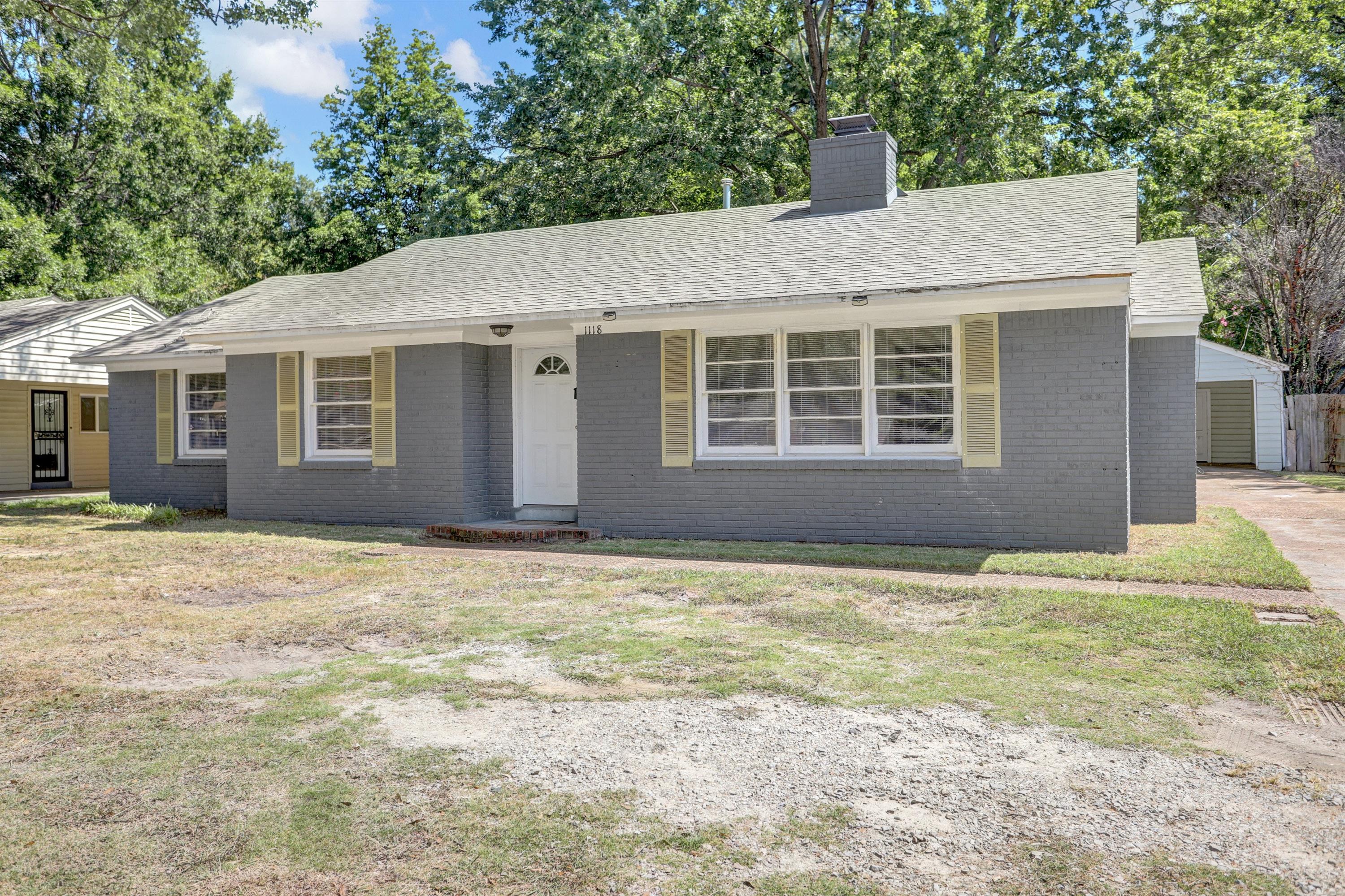 1118 S Perkins
